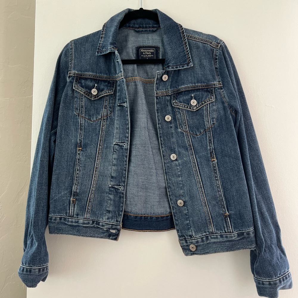 Abercrombie & Fitch denim jacket